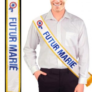 Humoristique, écharpe, futur marié