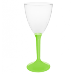 Décoration de table, verres à vin, vert anis