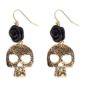 FETESETOCCASIONS-HALLOWEEN-BIJOUX-BOUCLESDOREILLES-ROSESNOIRESCRANESDOREE