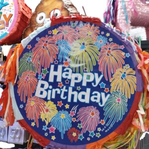 ANNIVERSAIRE-PINATA-HAPPYBIRTHDAY-FEUXDARTIFICES